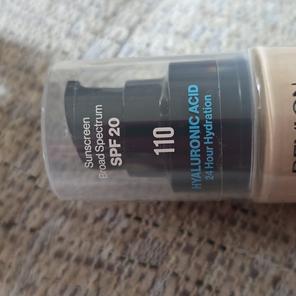 REVLON BRAND WOMEN'S COLORSTAY LONGWEAR MAKEUP FOUNDATION #110 IVORY BUNDLE-3 - Picture 3 of 8